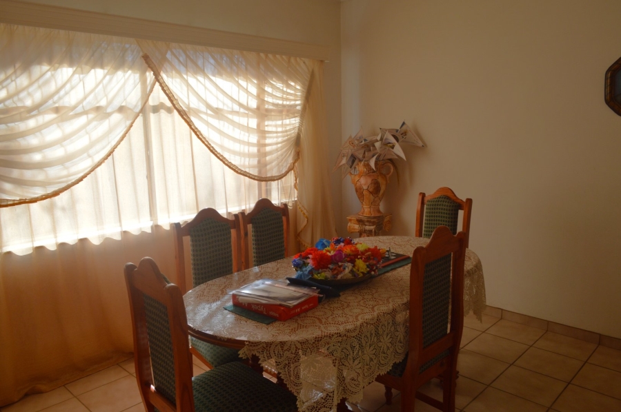 3 Bedroom Property for Sale in La Hoff North West